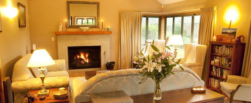 Whakaipo Lodge Taupomeer Buitenkant foto